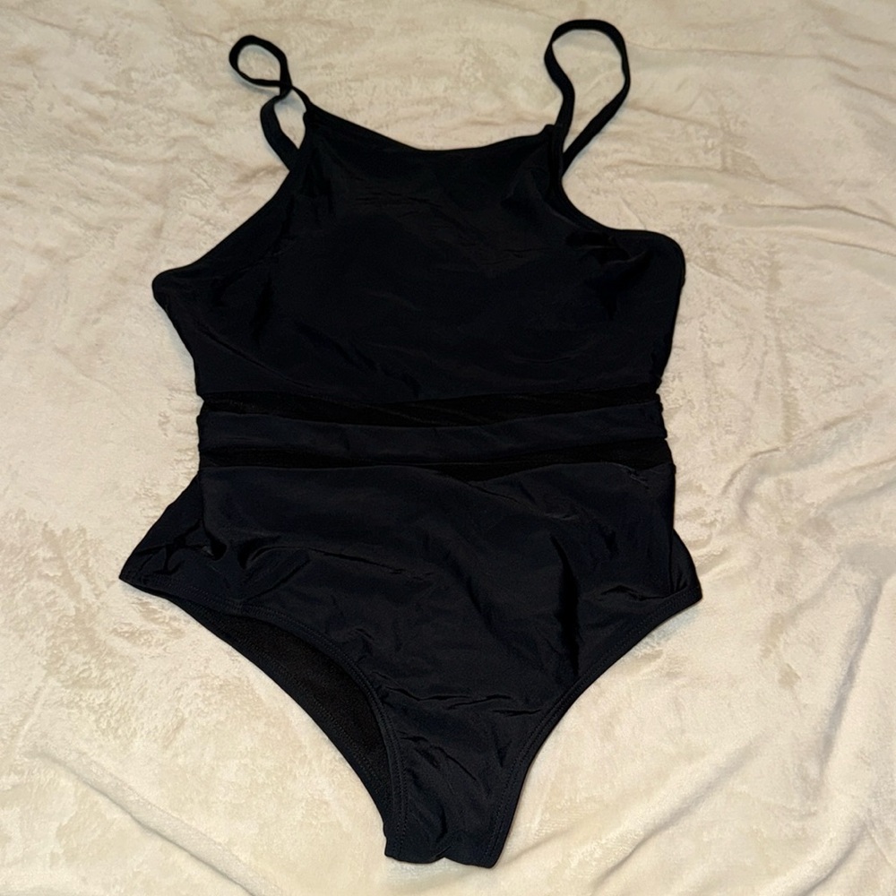 SHEIN BLACK ONE PIECE BATHING SUIT XL